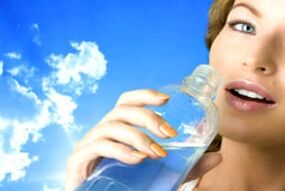 Pros and cons of drinking diet.