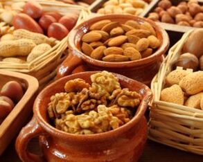 Nuts are prohibited for gastritis.