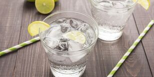 characteristics of compliance with a drinking diet
