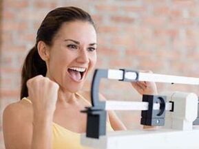 weigh while losing weight by 10 kg per month